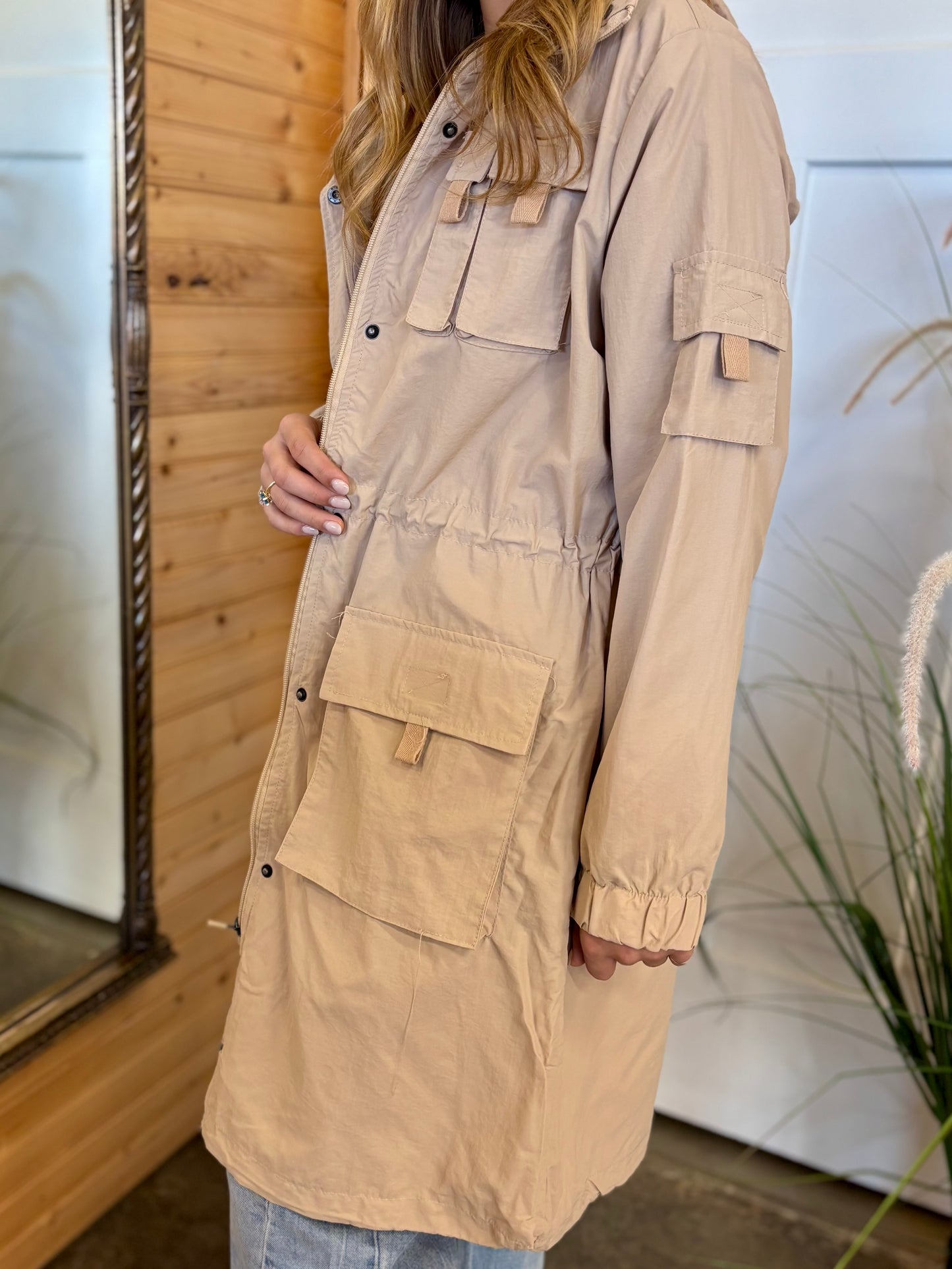 Dry Nylon Windbreaker Coat