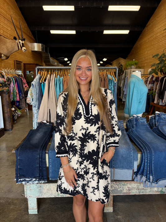 Classy Scallop Floral Dress