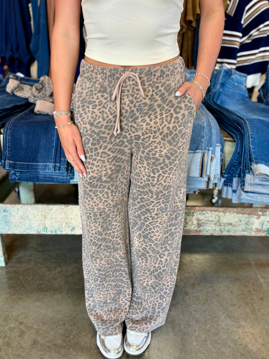 Leopard Jungle Knit Pant