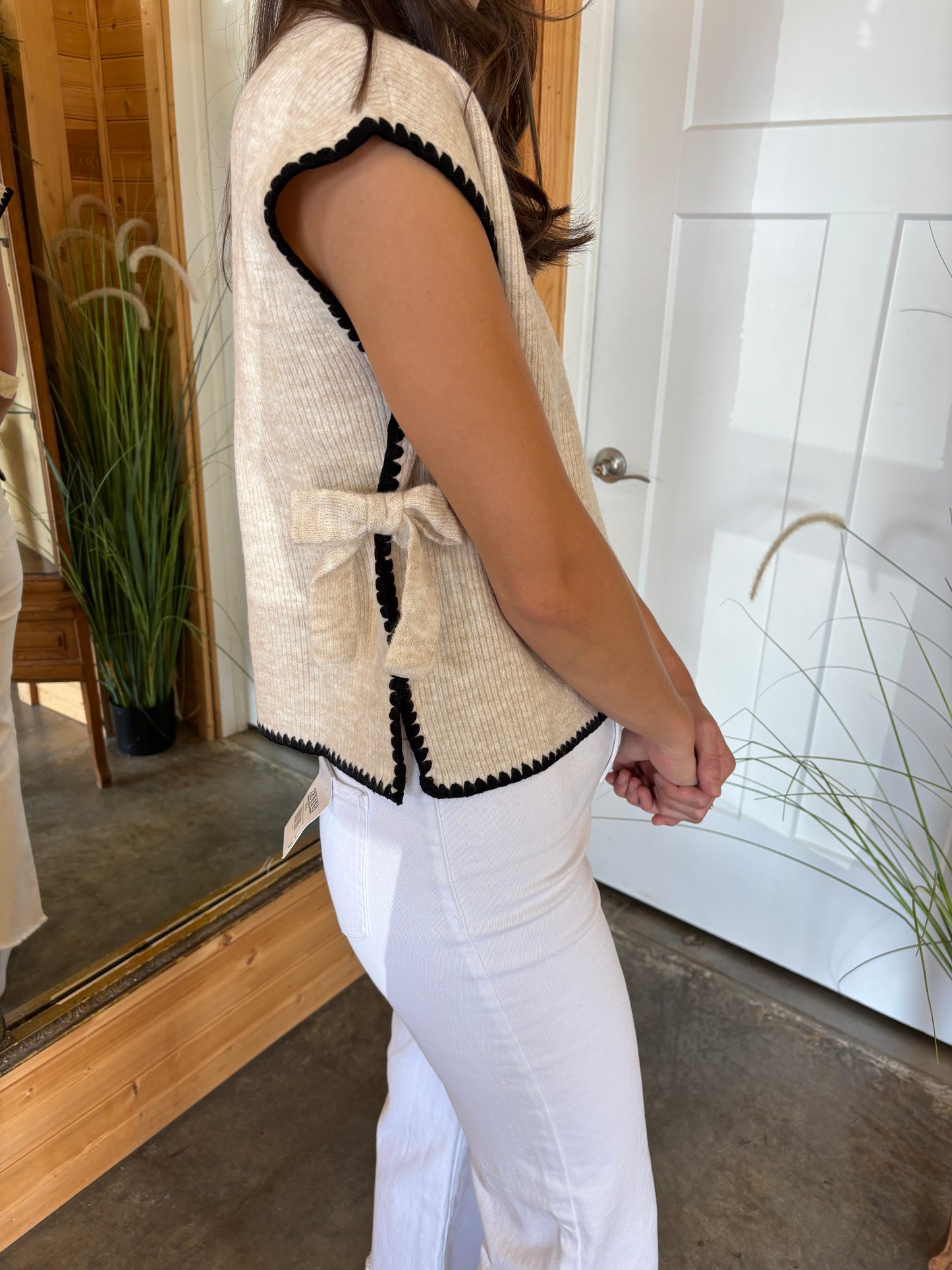 Sweet Bow-Tique Vest