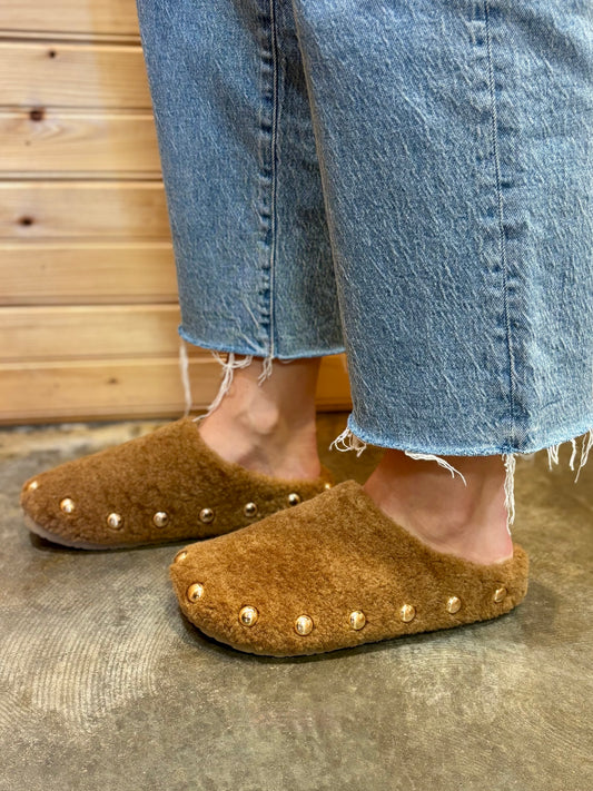 Fluffy Brown Gold Stud Slipper